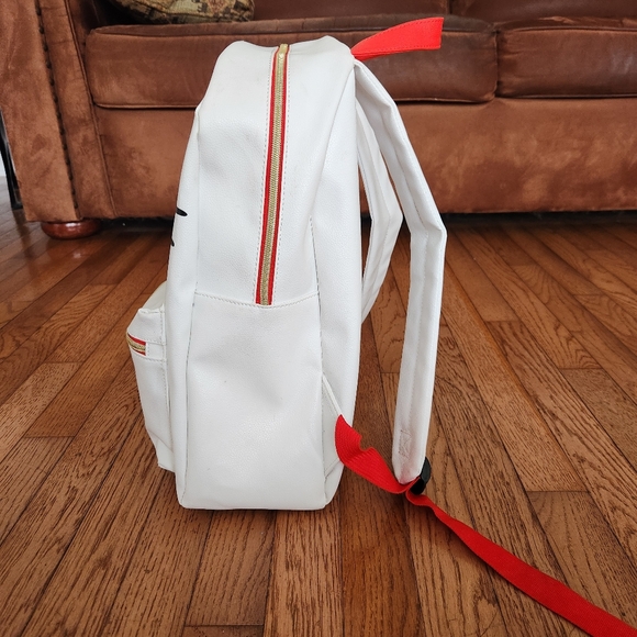 Hello Kitty Backpack - Picture 5 of 9